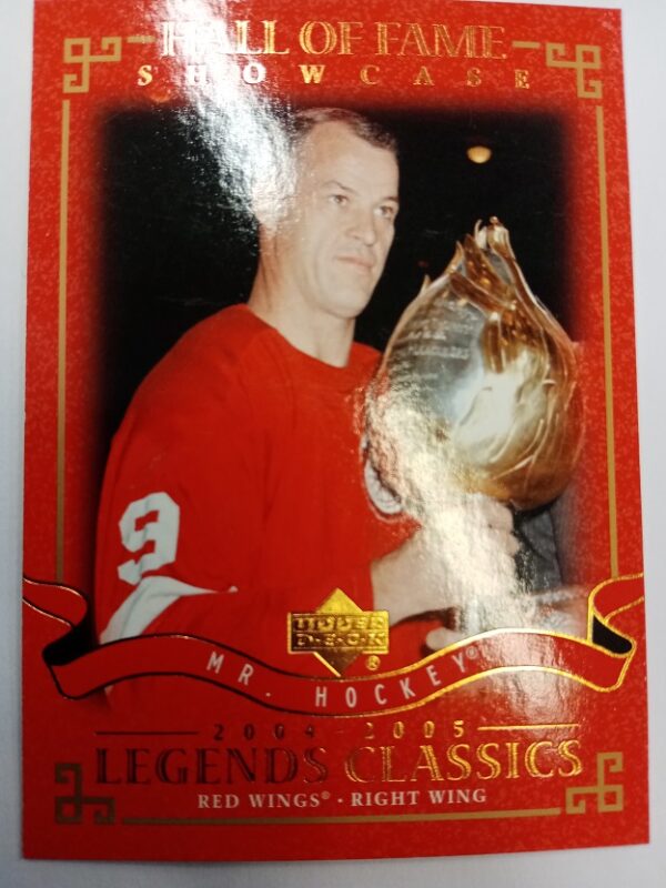 Mr Hockey  Upper Deck Legends Classics 2004-2005